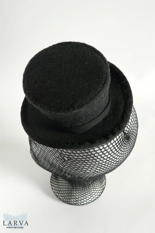 [:de]Grauer Mini-Zylinder[:en]Grey mini top hat